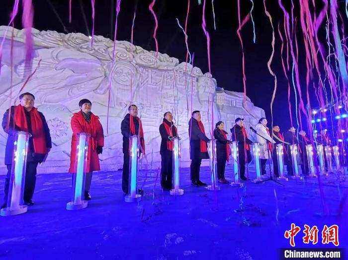 啟動(dòng)儀式現(xiàn)場?！≮w桂華 攝