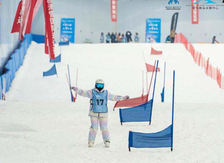 1763971850124249.jpg 滑雪1.jpg