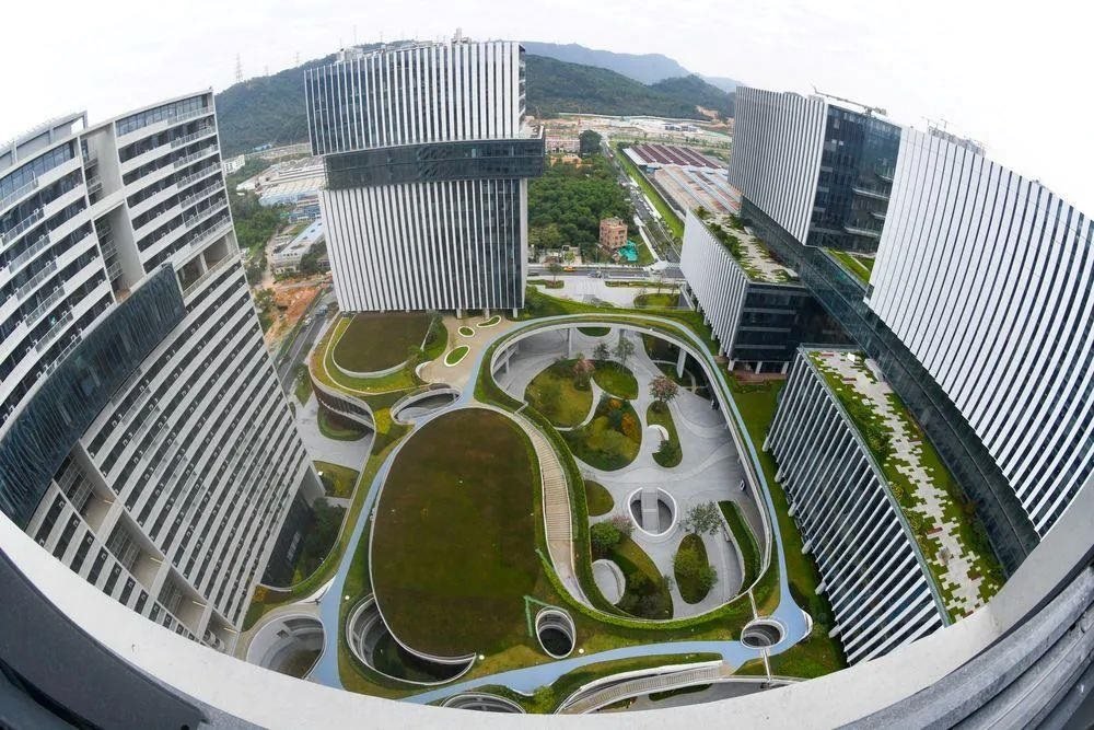 △位于深圳的光明科學(xué)城啟動區(qū)。預(yù)計今年啟動區(qū)的合成生物大科學(xué)裝置將部分投入使用。