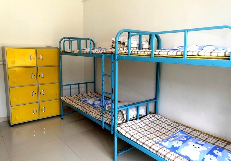 學生住宿午休的宿舍。人民網(wǎng)記者 孫博洋攝