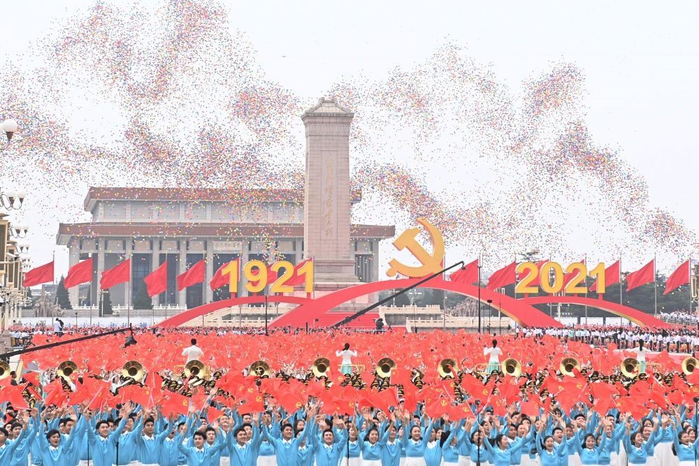 2021年7月1日上午，慶祝中國共產黨成立100周年大會在北京天安門廣場隆重舉行。這是慶祝大會現場放飛氣球。新華社記者 李尕 攝