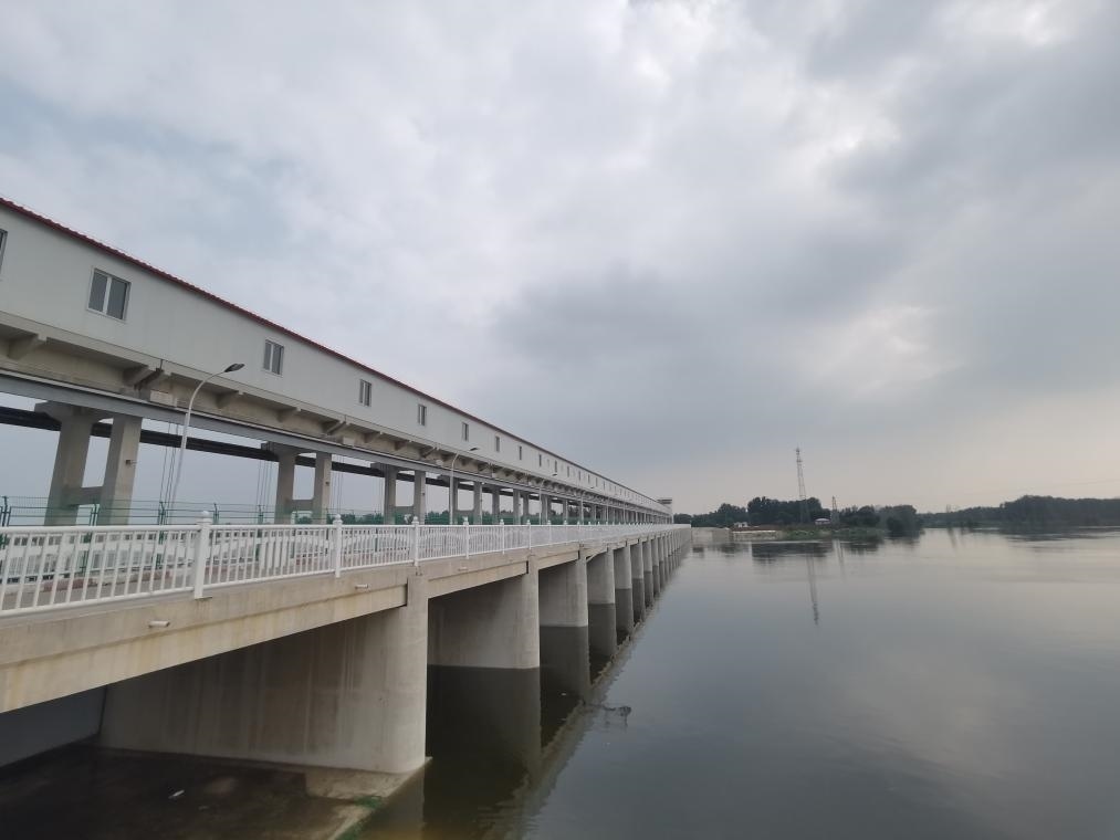 圖為獨(dú)流減河進(jìn)洪南閘。新華社記者 劉惟真 攝