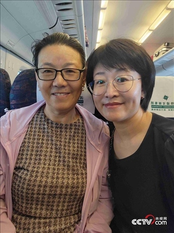 （呼群、寶力母女 受訪者供圖）