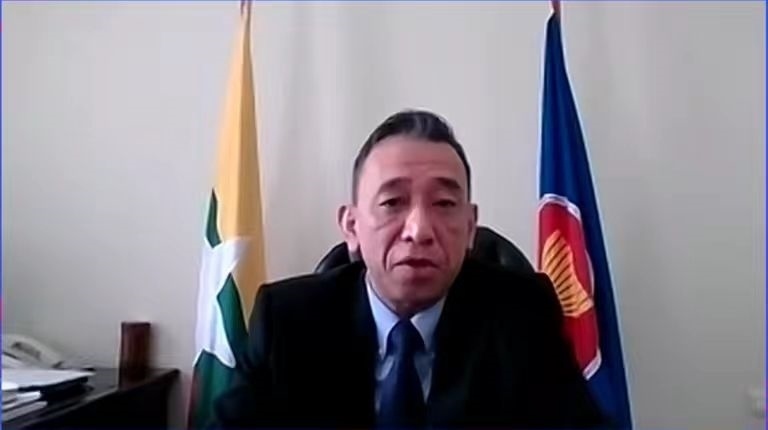 昂苗敏致辭。中國駐東盟使團(tuán)供圖