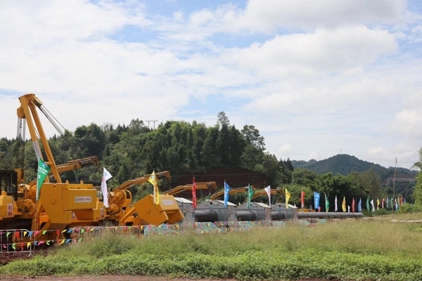 川氣東送二線天然氣管道工程施工現(xiàn)場。受訪者供圖