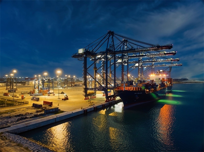 萊基港實行7×24小時裝卸作業(yè)機制。受訪者供圖