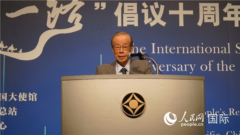 日本前首相福田康夫致辭。人民網(wǎng) 蔣曉辰攝
