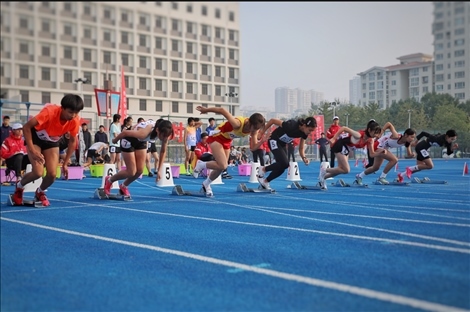 第59屆北京市中學生田徑運動會暨北京學生金奧運動隊田徑運動會。北京市教委供圖