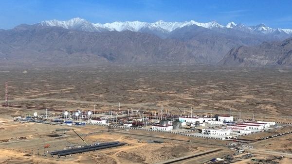 塔里木油田博孜天然氣處理廠。陳士兵 攝