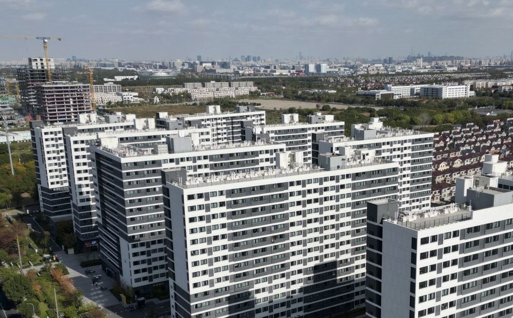 社區(qū)外景（無人機照片）。