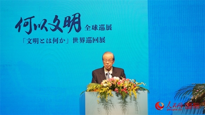 日本前首相福田康夫致辭。人民網(wǎng) 蔣曉辰攝