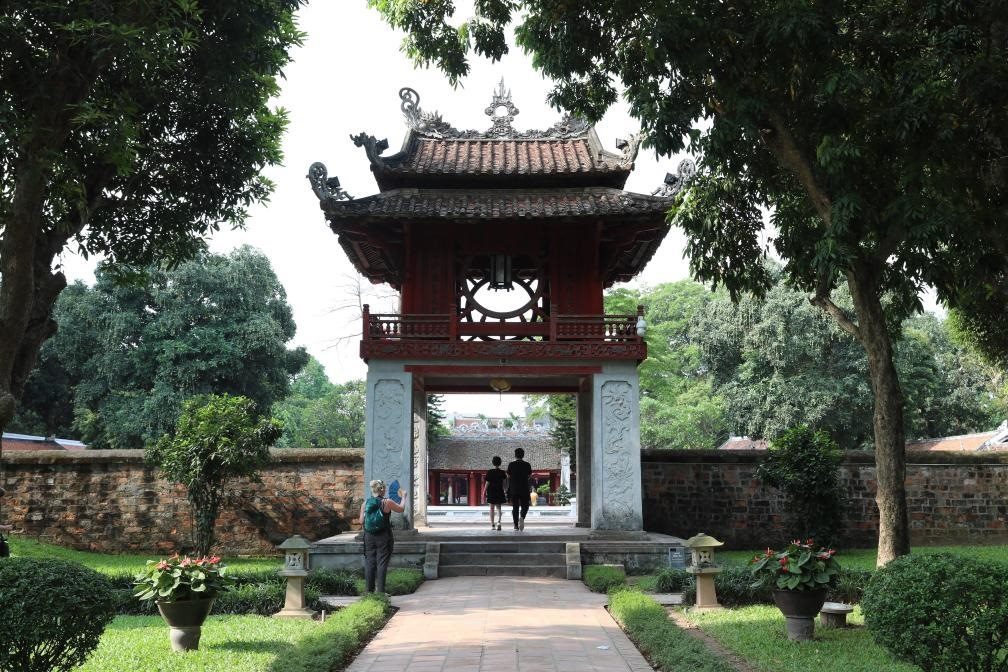 這是越南首都河內(nèi)文廟內(nèi)的奎文閣。