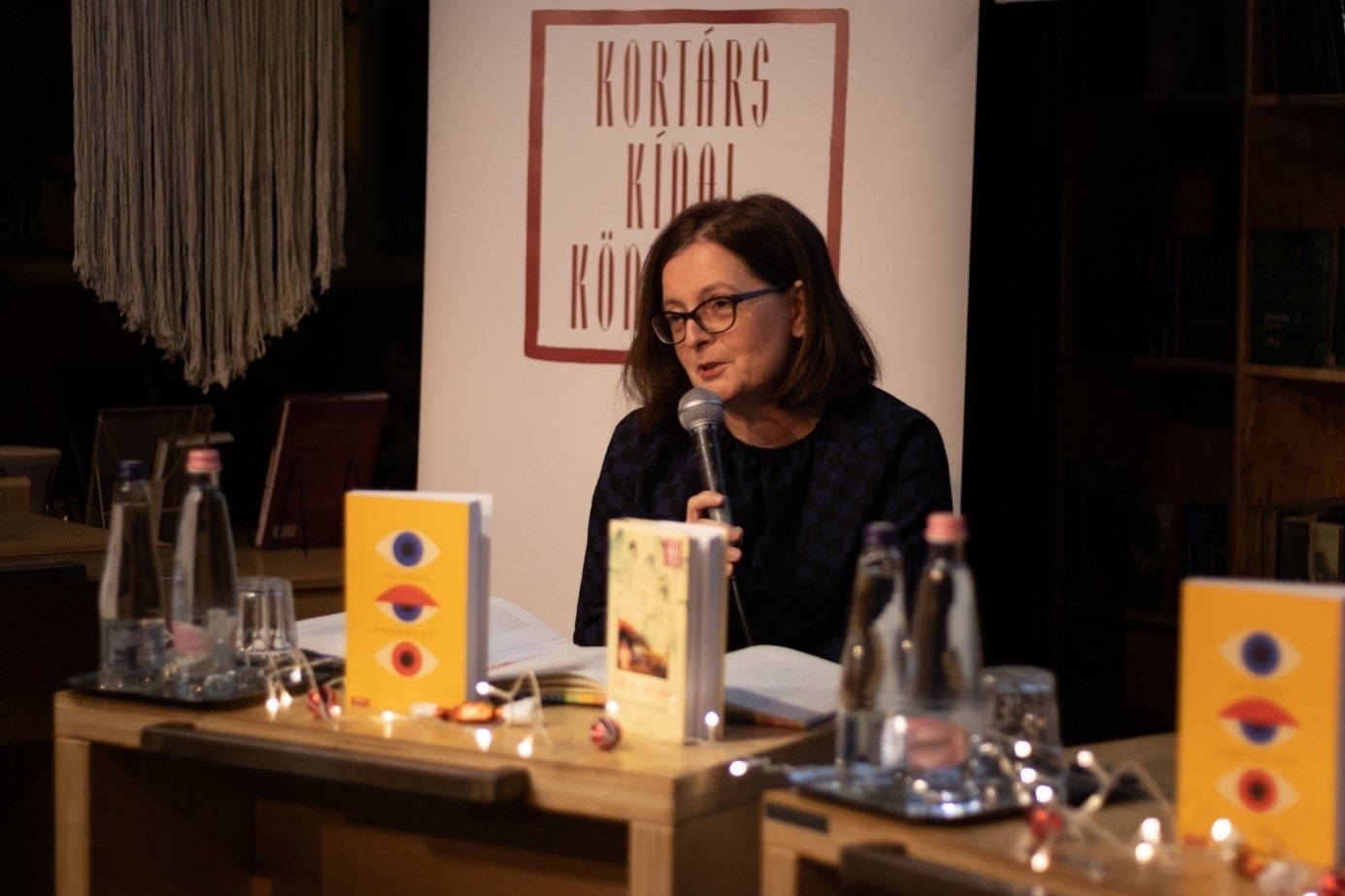 安奈特博士分享讀書體會。摩爾多瓦尼·巴爾納巴斯攝