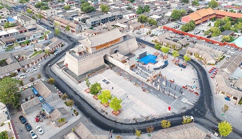 2022年9月8日，航拍河北正定古城陽和樓與正定歷史文化街。