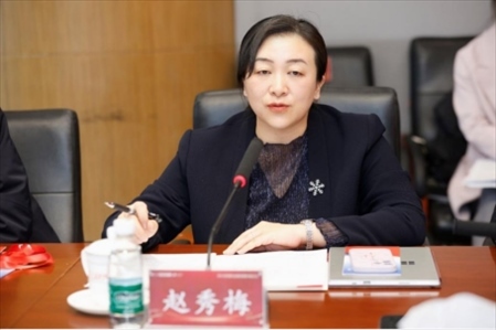 人民網(wǎng)輿情數(shù)據(jù)中心主任、人民在線總經(jīng)理趙秀梅發(fā)言