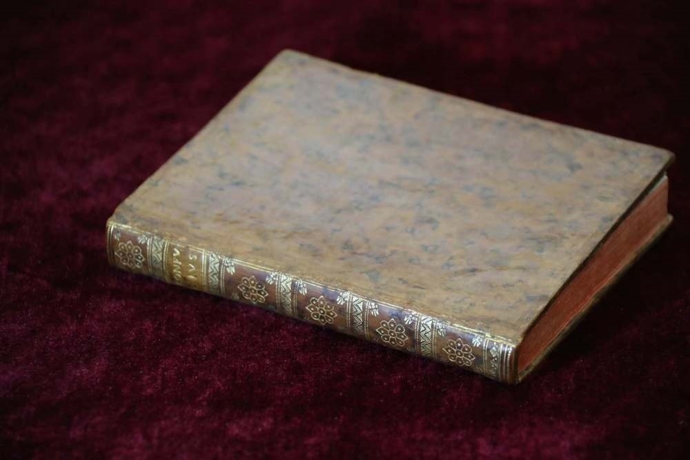 這是典藏于中國國家圖書館的《論語導(dǎo)讀》。