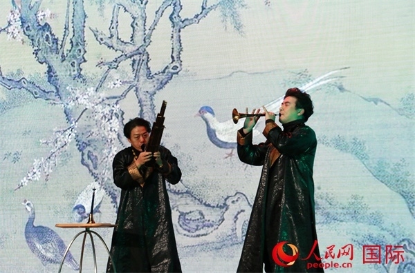 嗩吶表演《百鳥朝鳳》。人民網 許可攝