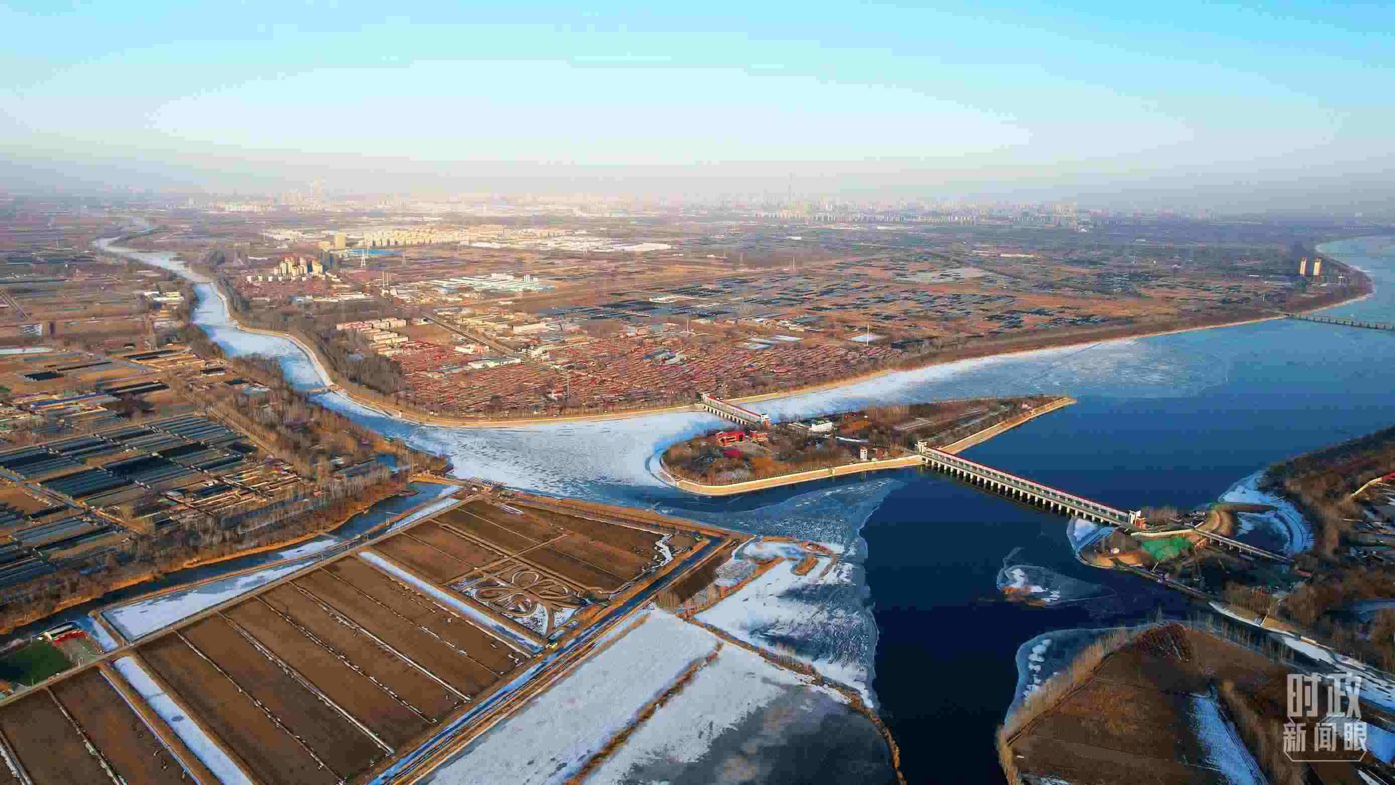 △俯瞰第六埠村。（總臺央視記者范凱拍攝）