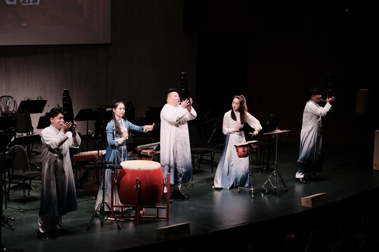 2024“歡樂春節(jié)”新春民族音樂會演出現(xiàn)場。于子恒攝