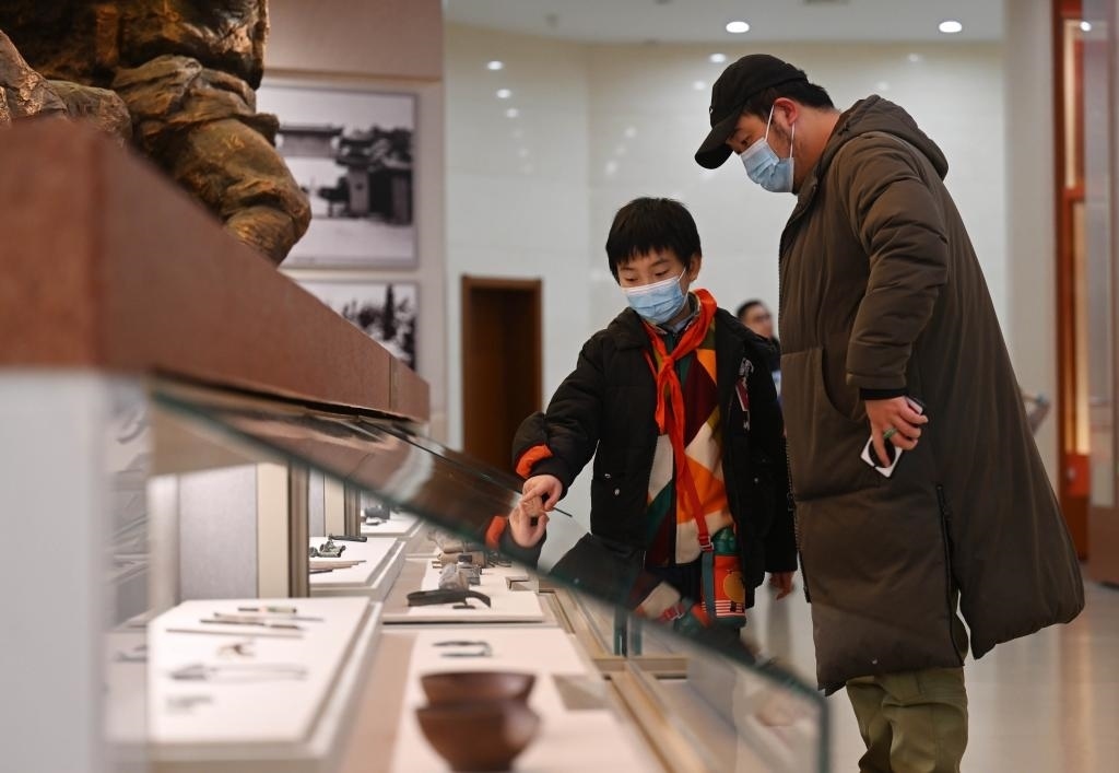 2024年1月29日，市民在平津戰(zhàn)役紀(jì)念館參觀。