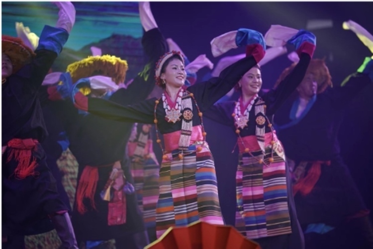 圖為2024“歡樂(lè)春節(jié)”中泰互致新春賀辭活動(dòng)現(xiàn)場(chǎng)。 中國(guó)駐泰國(guó)大使館文化處供圖