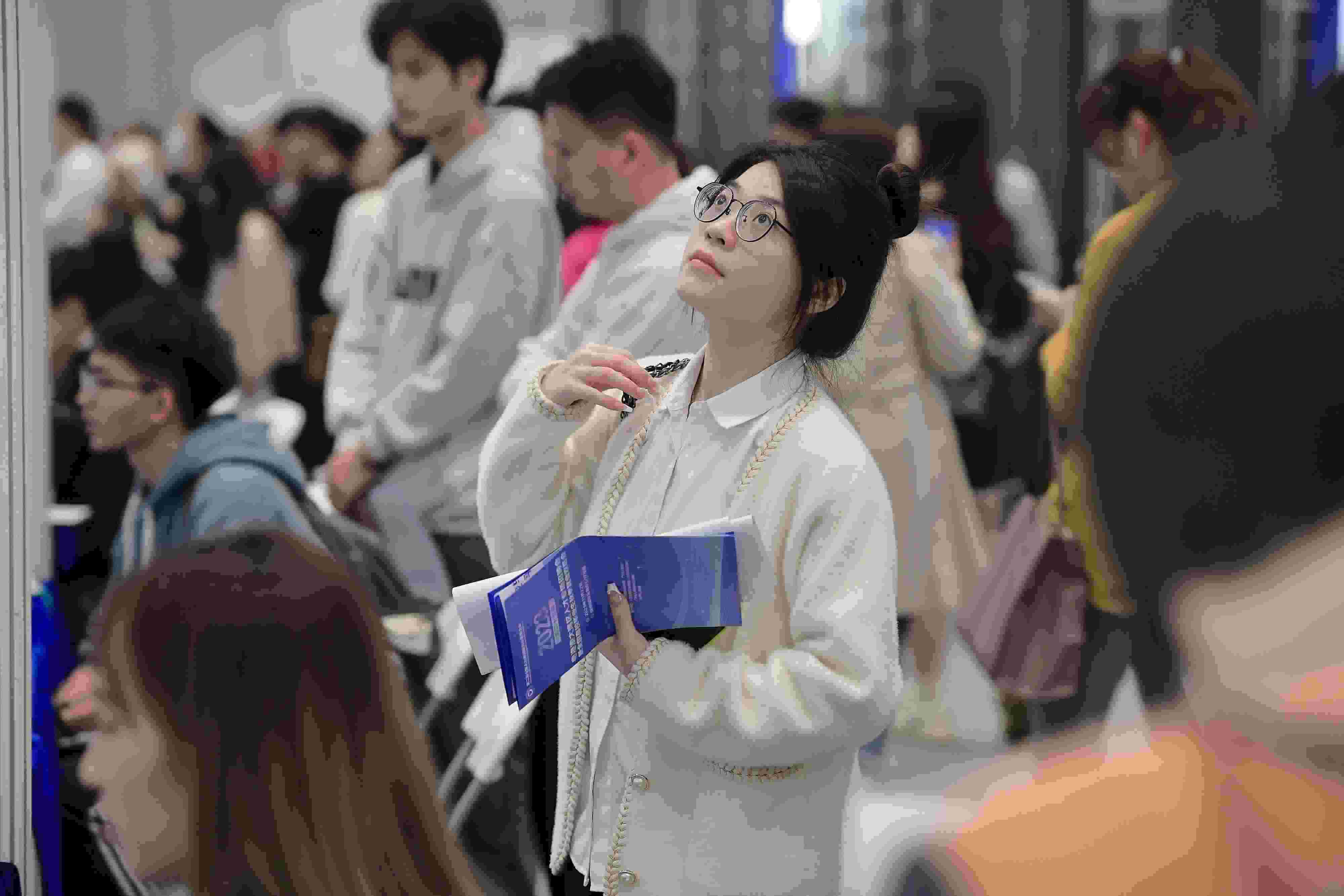  2023年11月22日，2023年粵港澳大灣區(qū)人才專場招聘會暨第27屆全國高校畢業(yè)生秋季就業(yè)雙選會在深圳國際會展中心舉辦。