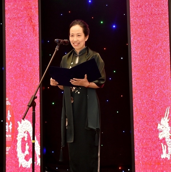 中國駐阿拉木圖總領(lǐng)事蔣薇致辭。中國駐阿拉木圖總領(lǐng)館供圖