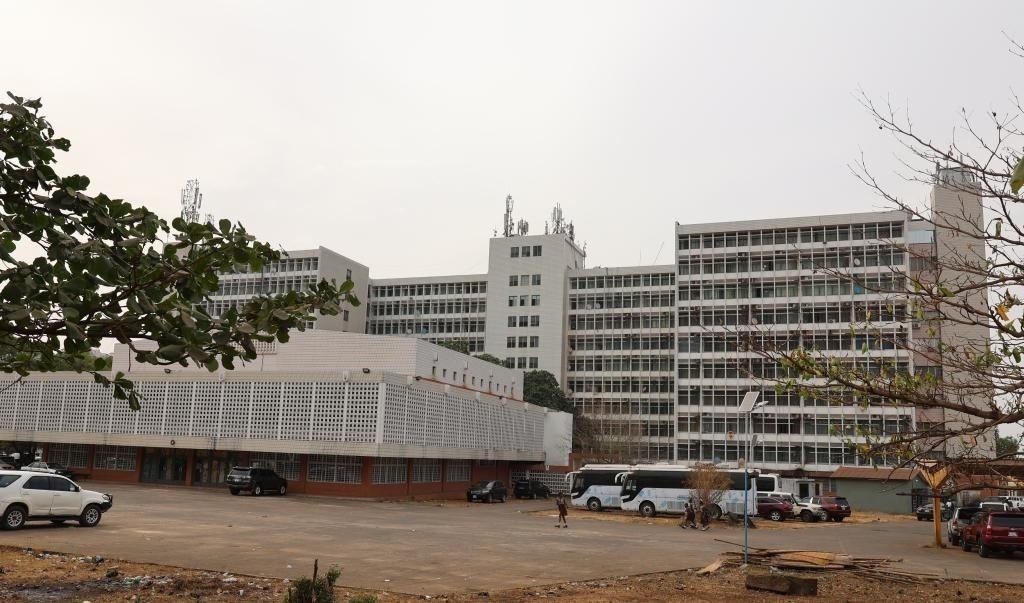 中塞友誼大廈。