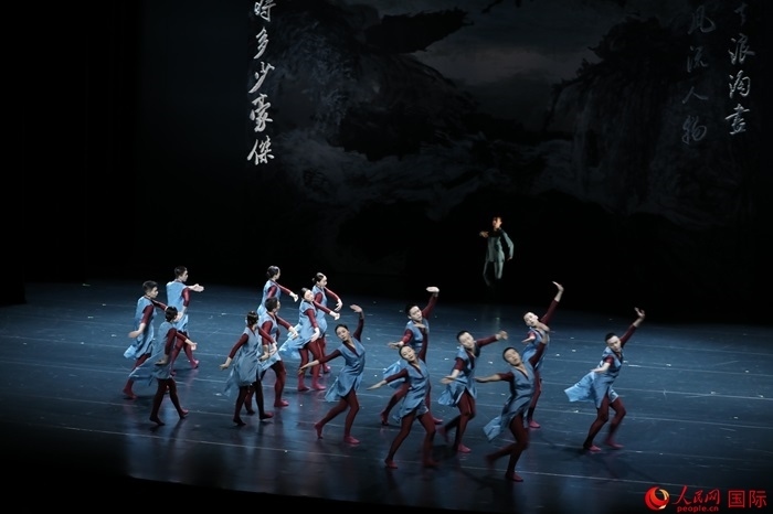 《詩憶東坡》美國巡演將持續(xù)2周，在華盛頓、紐約進行共計8場演出。人民網(wǎng)記者 李志偉攝