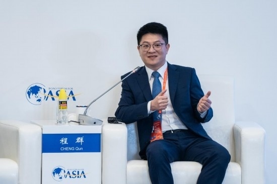 3月27日，猿輔導(dǎo)集團(tuán)副總裁、人工智能研究院院長(zhǎng)程群在分論壇上發(fā)言。新華社記者 曹夢(mèng)瑤 攝