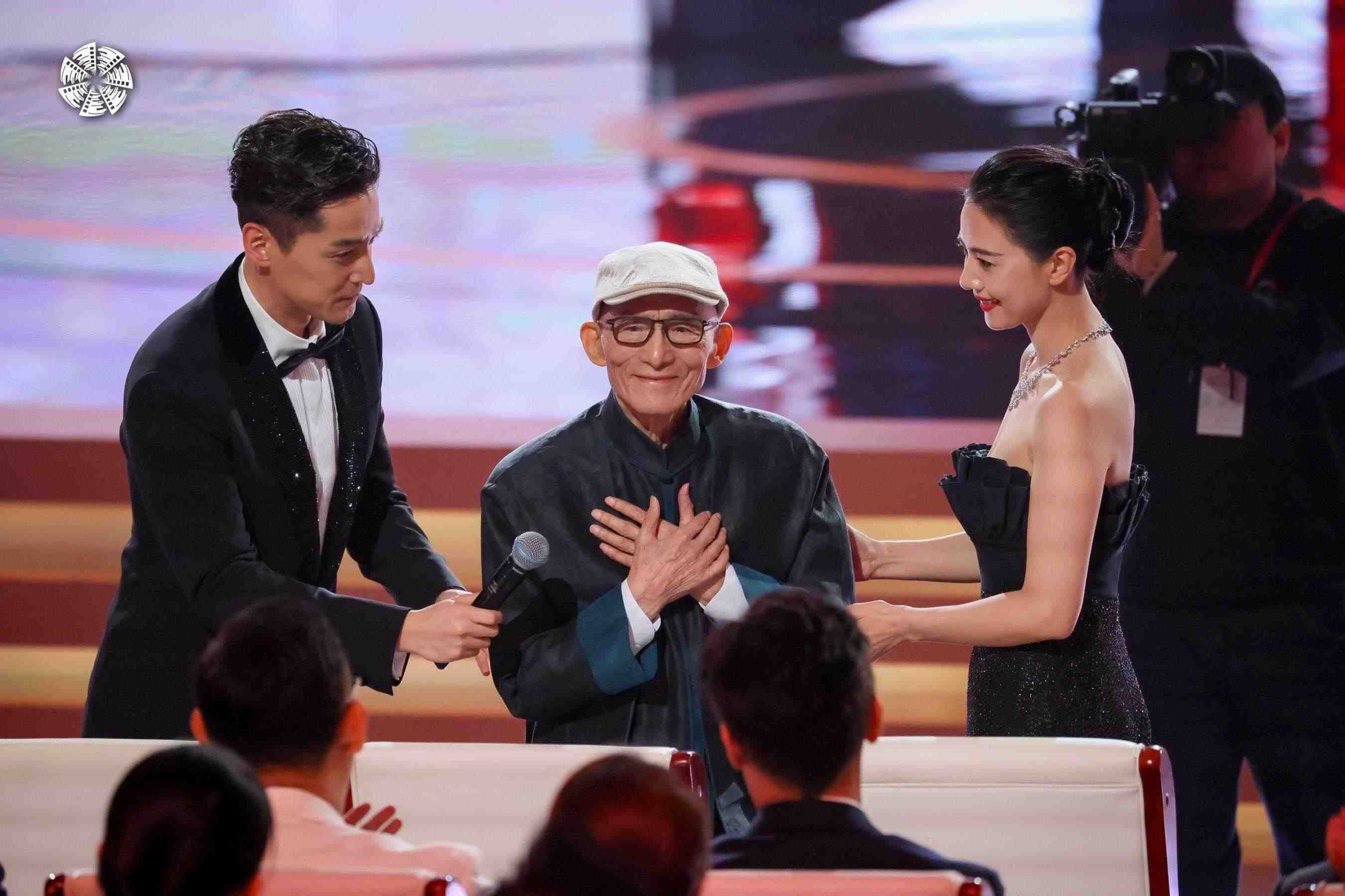 從左到右依次為演員胡歌，演員游本昌，演員高圓圓。主辦方供圖