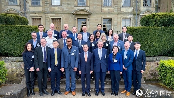 論壇嘉賓合影。人民網(wǎng) 郭錦標(biāo)攝