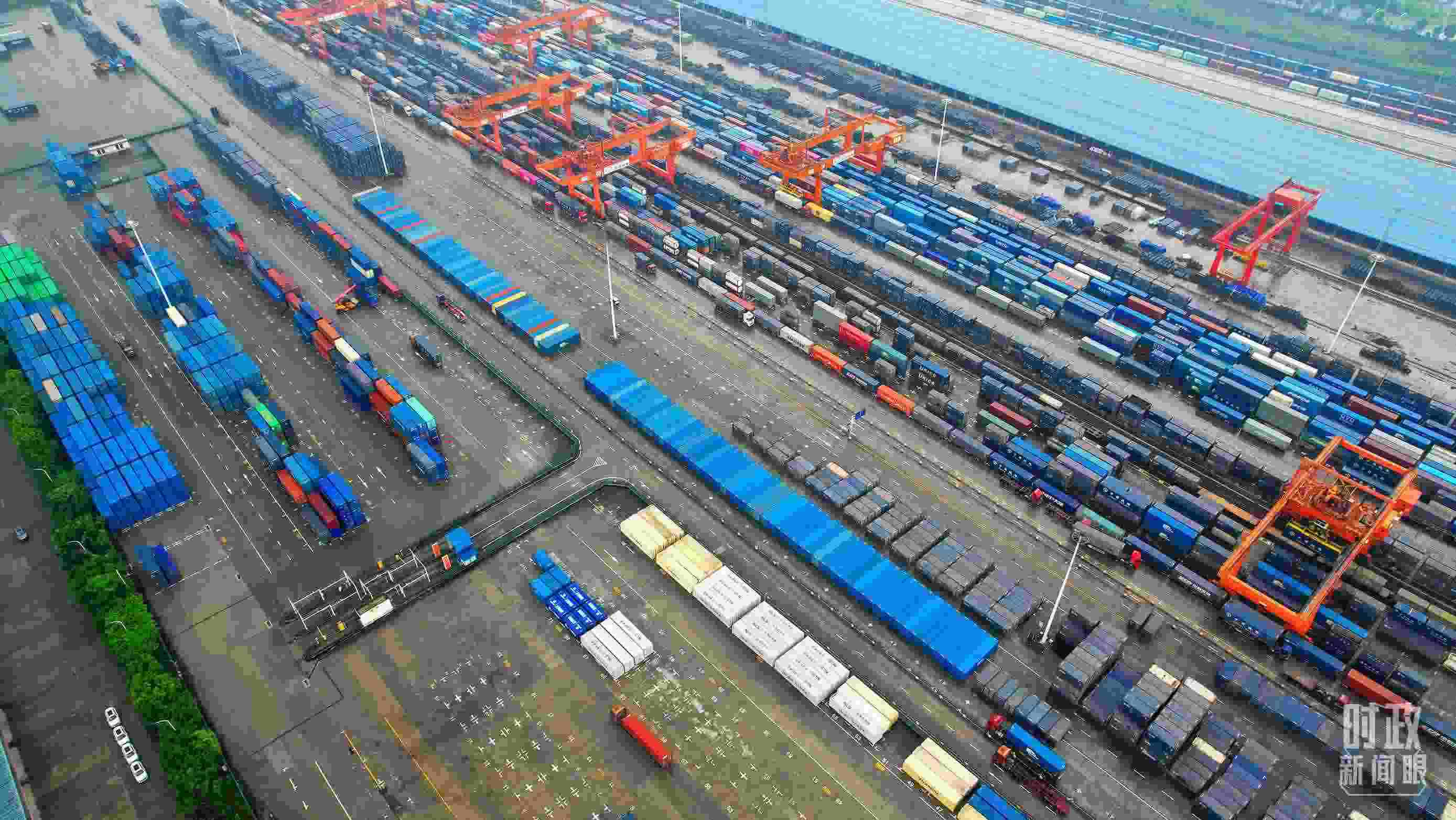 △重慶國(guó)際物流樞紐園區(qū)。（總臺(tái)央視記者范凱拍攝）