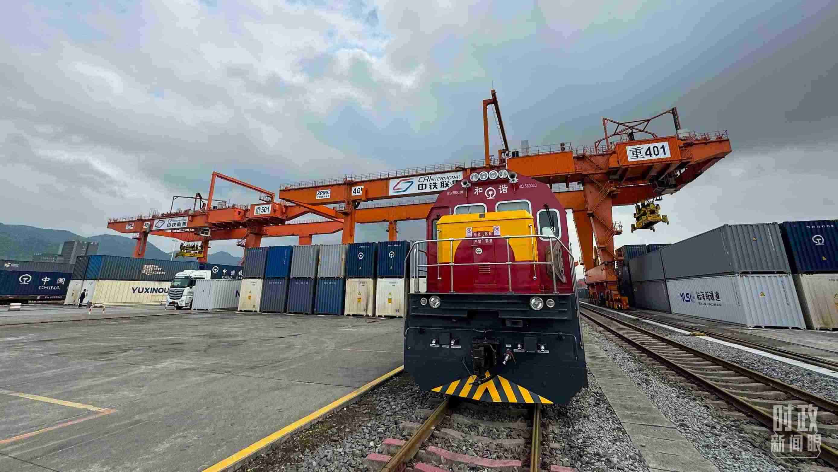 △重慶國(guó)際物流樞紐園區(qū)。（總臺(tái)央視記者許永松拍攝）