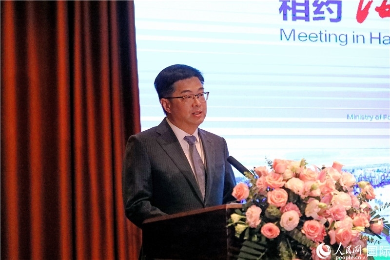 海南省人民政府副省長(zhǎng)陳懷宇在宣介會(huì)上致辭。人民網(wǎng)記者趙益普攝