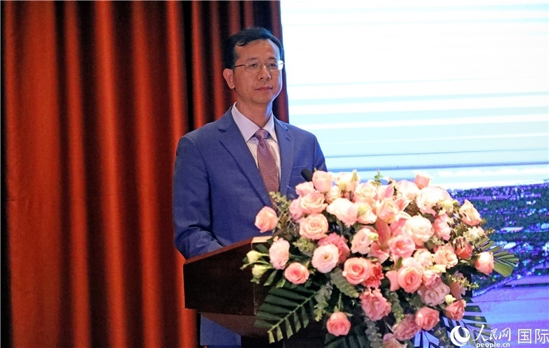 外交部外事管理司副司長(zhǎng)姚紹俊在宣介會(huì)上致辭。人民網(wǎng)記者趙益普