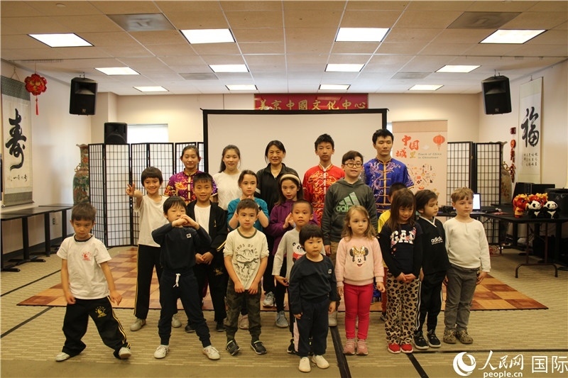 2、此次活動是在美京中國文化中心舉辦的“中國城里品中國”系列文化活動之一。 伊莎貝爾·羅德里格斯攝