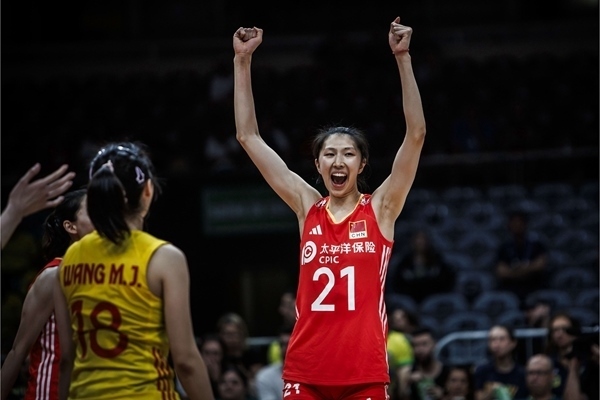 吳夢(mèng)潔慶祝得分。圖片來源：國(guó)際排聯(lián)