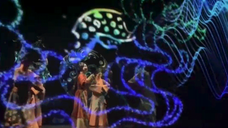 馬王堆復原動態(tài)展《一念·辛追夢》以多媒體視覺影像，為觀眾提供沉浸式視聽感受。