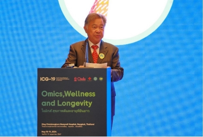 朱拉隆功大學(xué)醫(yī)學(xué)院副院長沃拉蘇克·肖特勒蘇克發(fā)表主旨演講。主辦方供圖