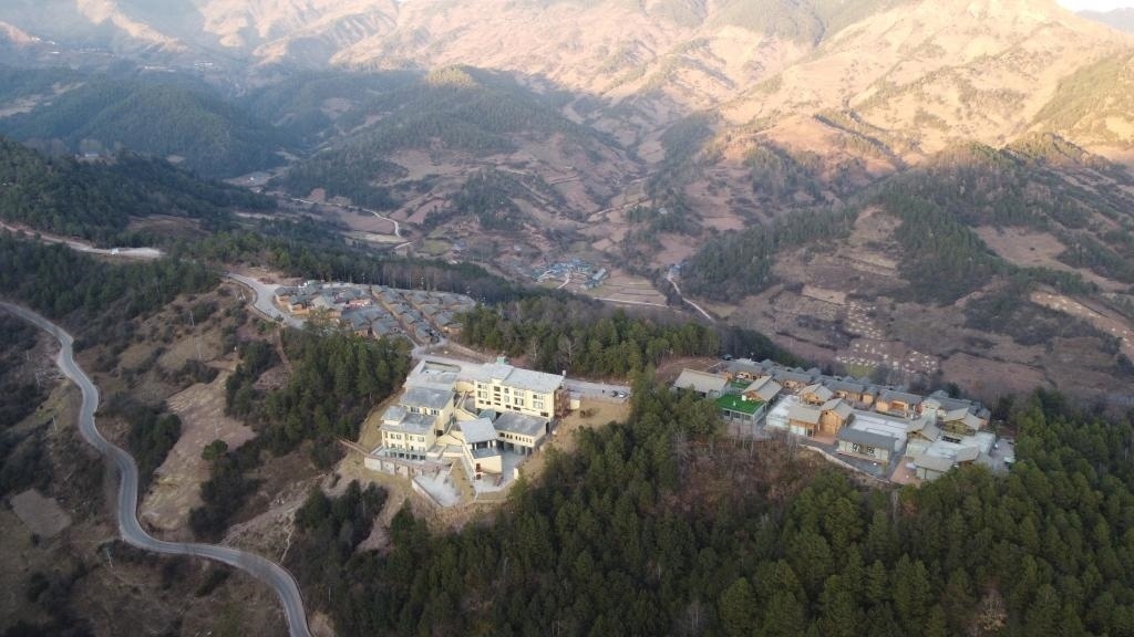 三河村全景（無人機照片）。新華社記者 尹恒 攝