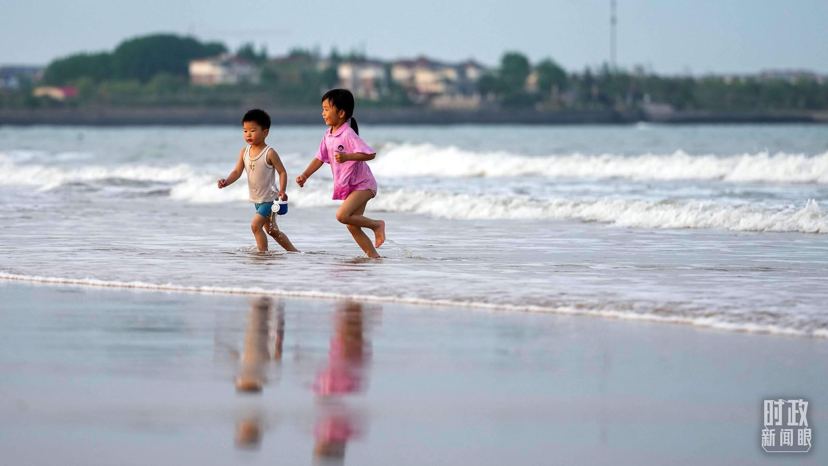 山東日照陽光海岸。（總臺國廣記者李晉拍攝）