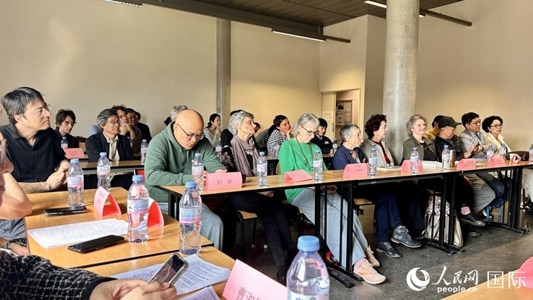 “國際青年文學(xué)共讀”活動現(xiàn)場。人民網(wǎng)記者 于超凡攝