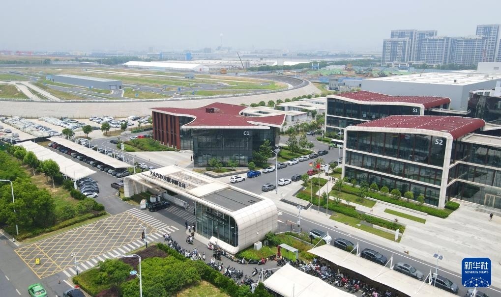 大眾汽車（安徽）有限公司外景（無人機(jī)照片，2024年6月7日攝）。新華社記者 郭晨 攝