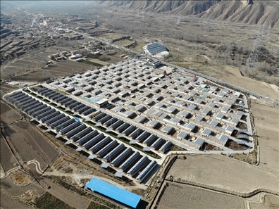 這是2020年11月6日拍攝的班彥新村全貌（無(wú)人機(jī)照片）。新華社記者 戴天放 攝