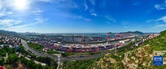 這是6月26日拍攝的中哈連云港物流合作基地（無人機(jī)照片）。新華社記者 季春鵬 攝