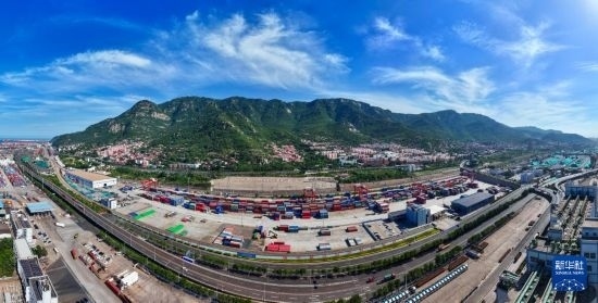 這是6月26日拍攝的中哈連云港物流合作基地（無人機(jī)照片）。新華社記者 季春鵬 攝