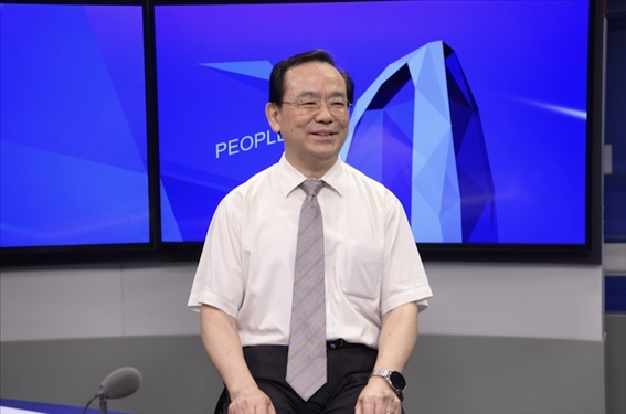 中國(guó)人民大學(xué)法學(xué)院教授、博士生導(dǎo)師楊建順。人民網(wǎng)記者 王曉嘯攝