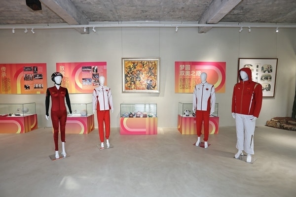 “揚(yáng)帆起航 為巴黎喝彩”中國體育文化展展廳。 主辦方供圖