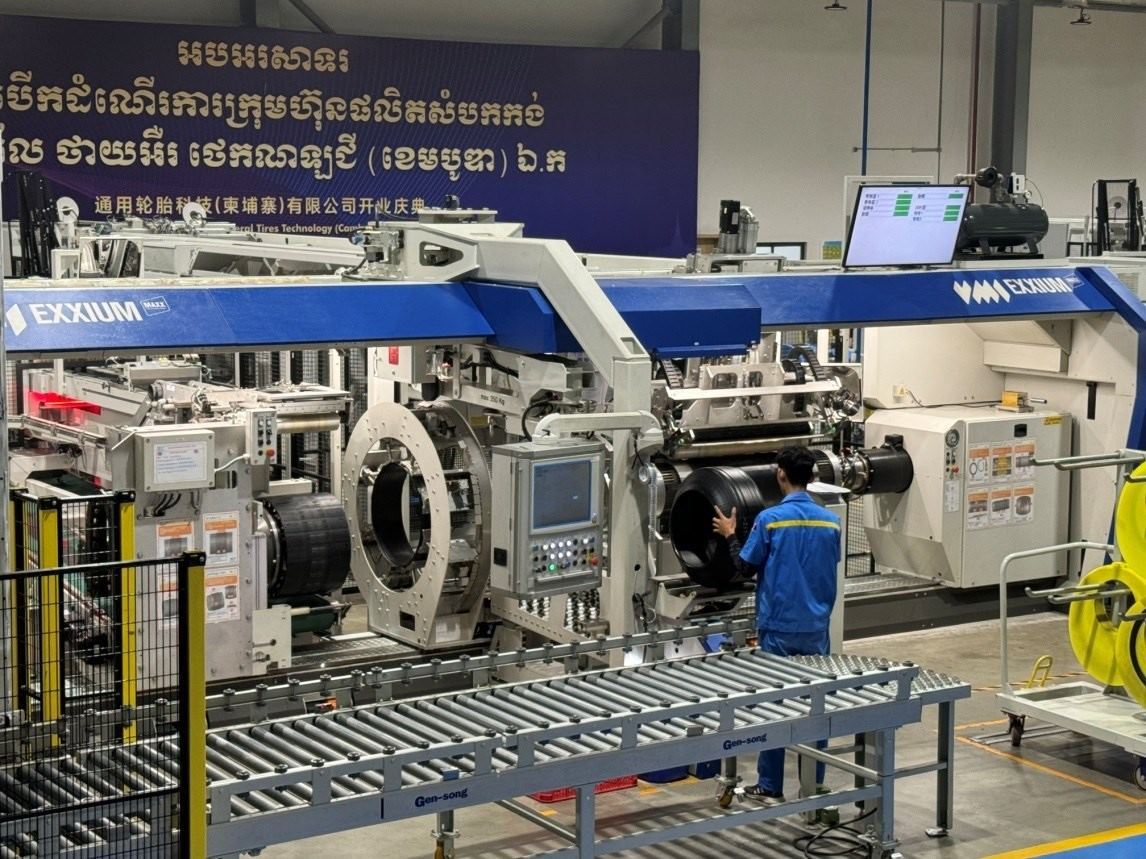 圖為通用輪胎科技（柬埔寨）有限公司生產(chǎn)車間。西港特區(qū)公司供圖